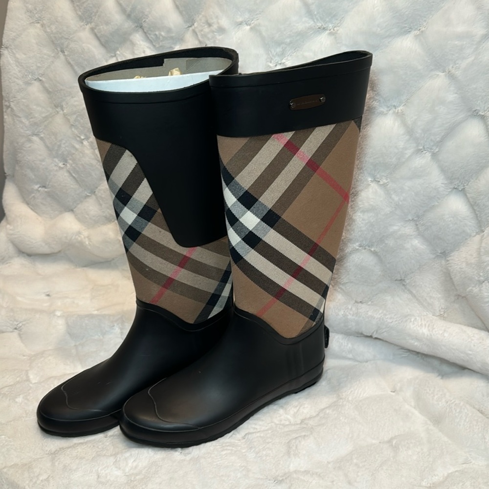 Burberry Clemence Signature Check Rain Boots - Picture 1 of 3